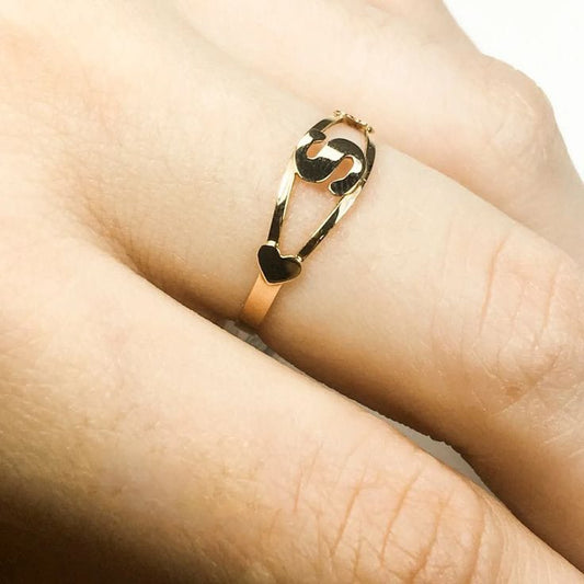Arabic Initial Heart Ring – Personalized Elegance